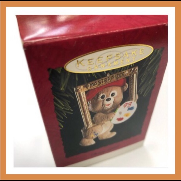 HALLMARK KEEPSAKE ARTIST BEAR `93 ORNAMENT NIB - Picture 2 of 7